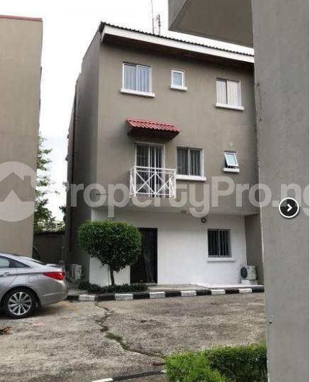 3 bedroom House for sale ...plus 1 Room Bq Old Ikoyi Ikoyi Lagos