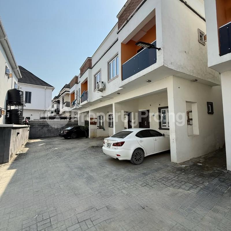 3 bedroom House for sale Ikota Lekki Lagos