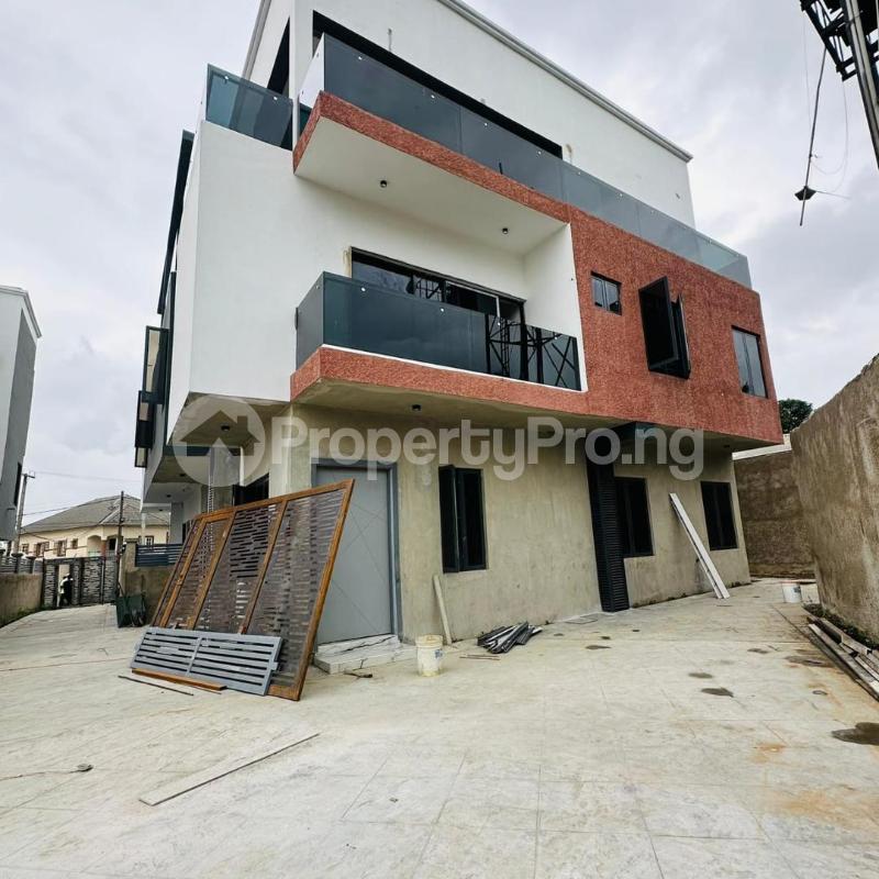3 bedroom House for sale Adeniyi Jones Ikeja Lagos