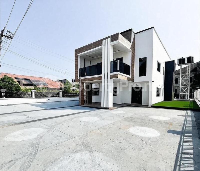 4 bedroom House for sale Sangotedo Ajah Lagos