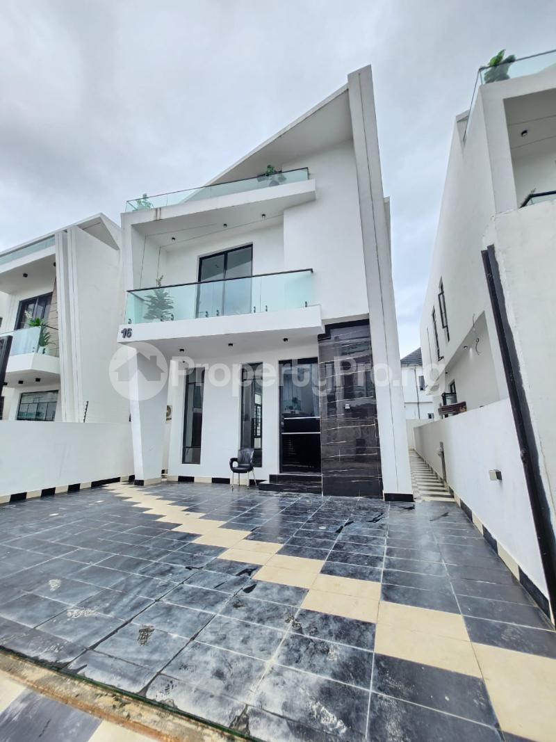 4 bedroom House for sale Orchid Road Orchid Lekki Lagos