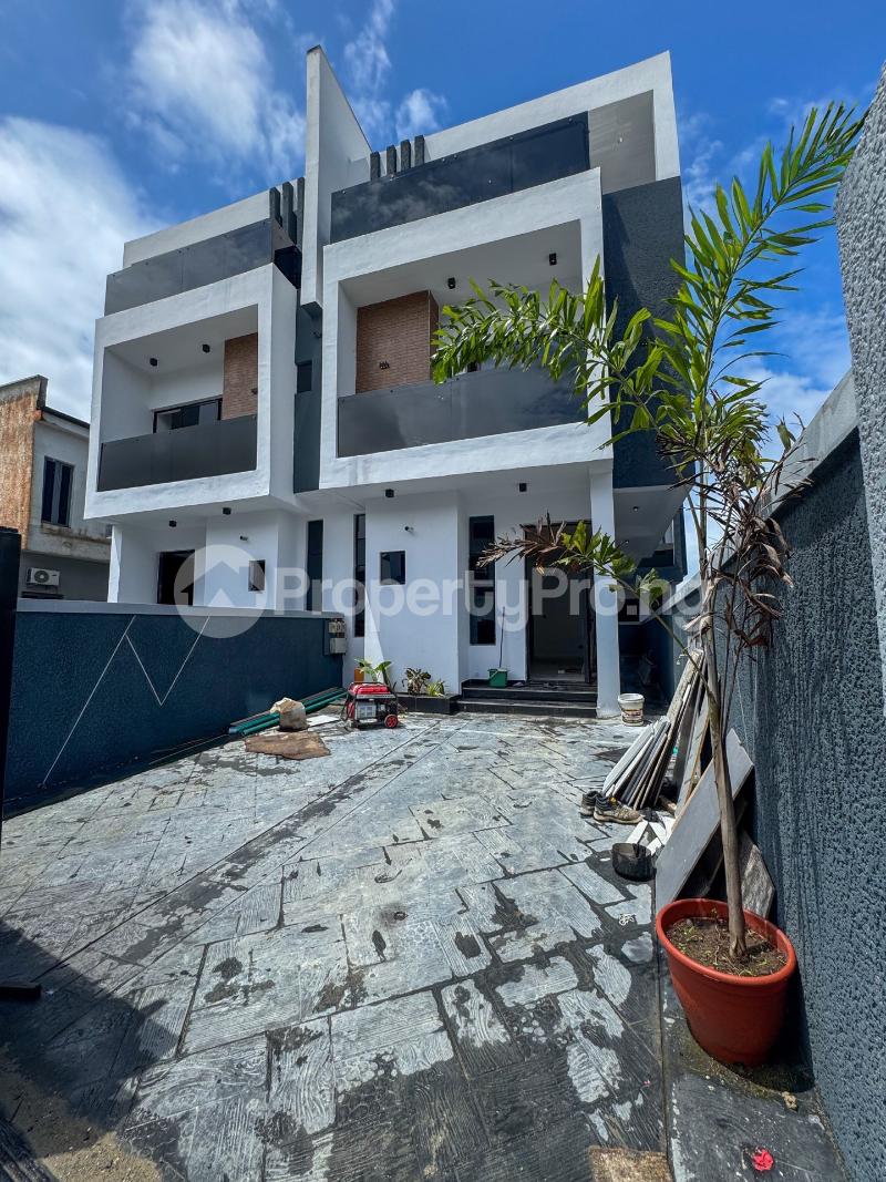 4 bedroom House for sale Orchid Lekki Lagos