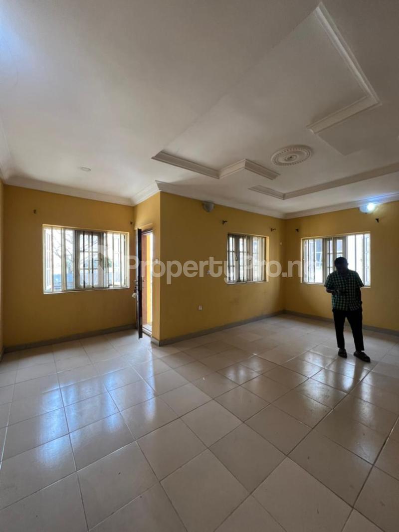 4 bedroom House for rent Mobil Road Ajah Lagos