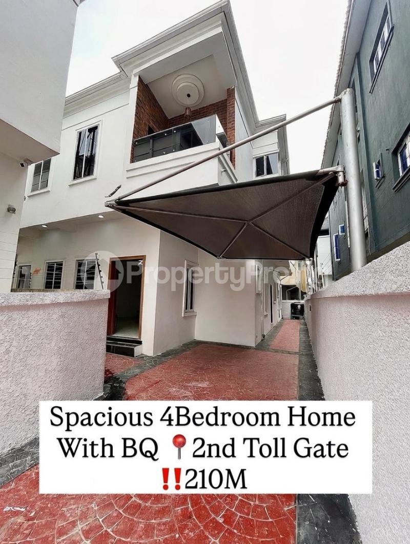 4 bedroom House for sale 2nd Toll Gate Lekki Lagos