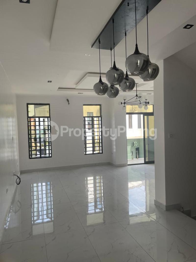 4 bedroom House for rent Thomas estate Ajah Lagos