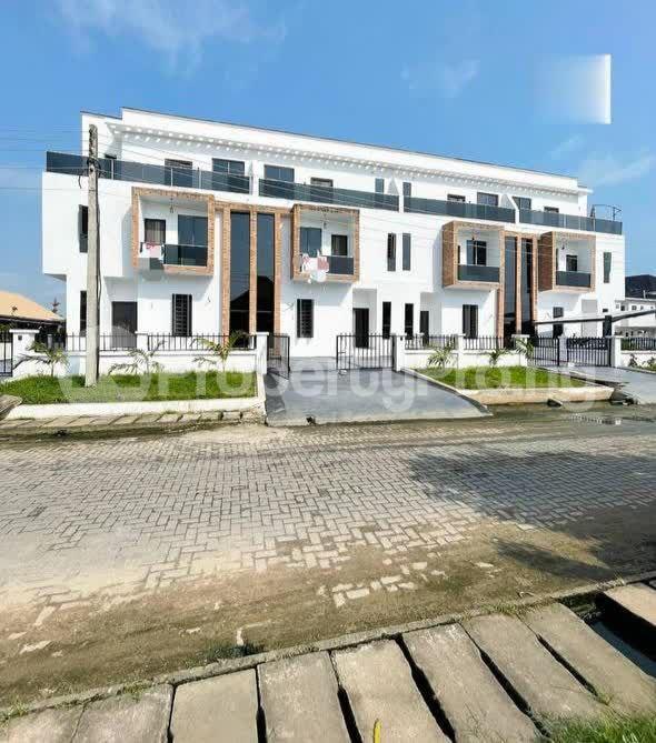 4 bedroom House for sale Oceanbay Estate, Orchid Road, Chevron Toll Gate, Lekki Lagos