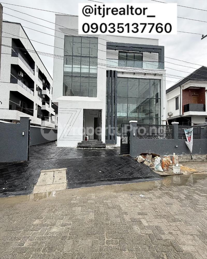 5 bedroom House for sale Ologolo Lekki Lagos