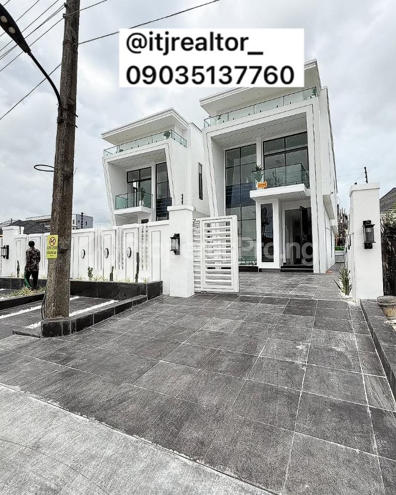 5 bedroom House for sale chevron Lekki Lagos