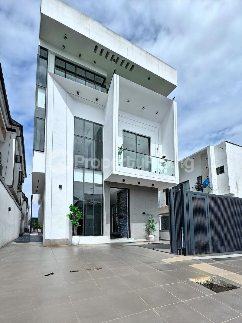 5 bedroom House for sale Ikota Lekki Lagos