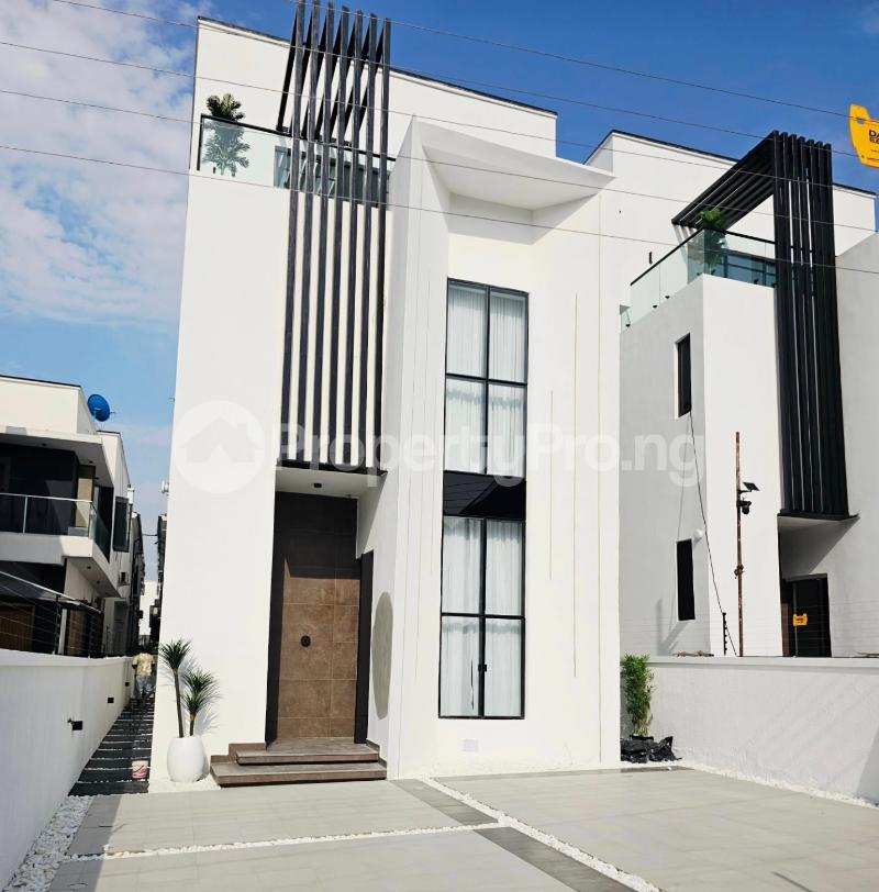 5 bedroom House for sale chevron Lekki Lagos