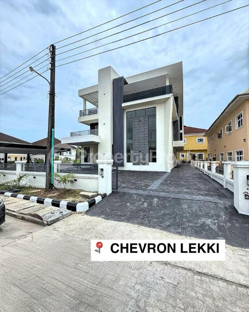 5 bedroom House for sale Chevron Lekki Lagos