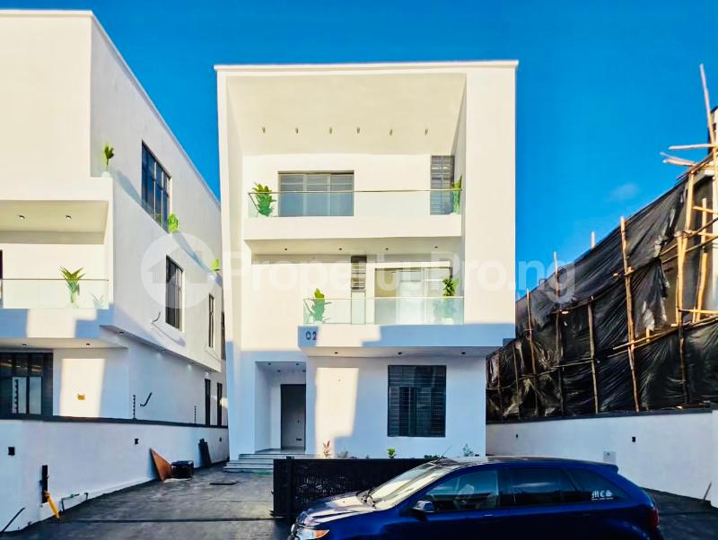 5 bedroom House for sale  chevron Lekki Lagos