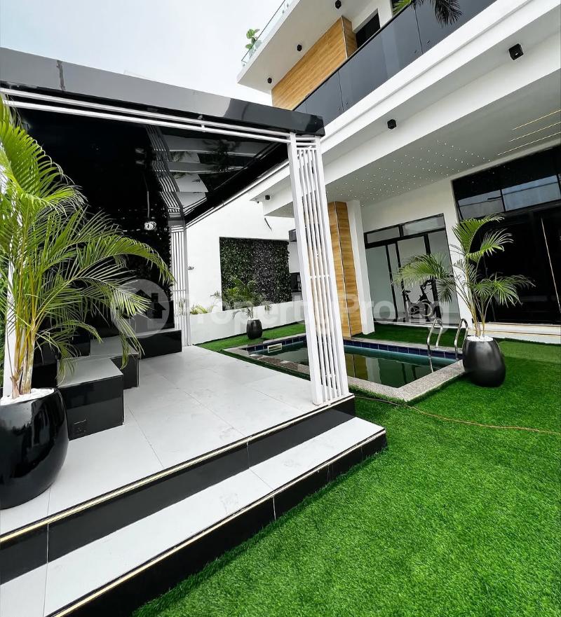 5 bedroom House for sale Chevron Toll Gate Lekki Lagos
