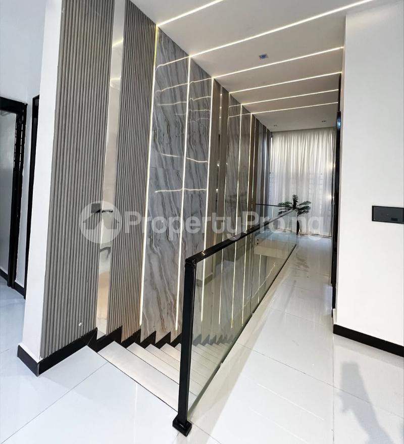 5 bedroom House for sale Chevron Toll Gate Lekki Lagos