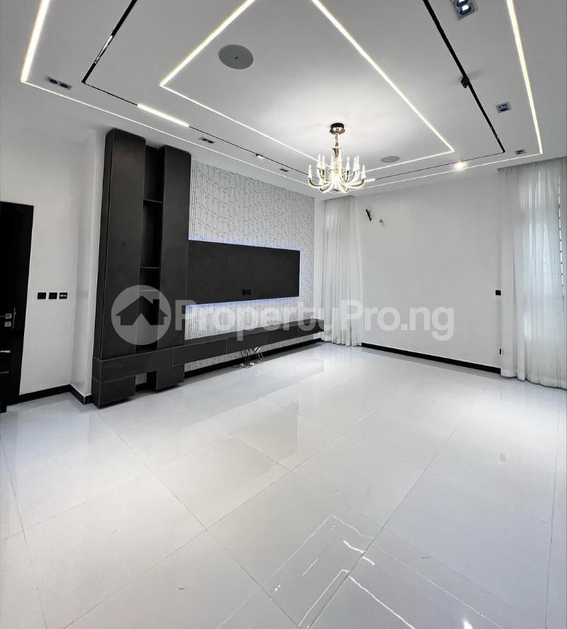 5 bedroom House for sale Chevron Toll Gate Lekki Lagos