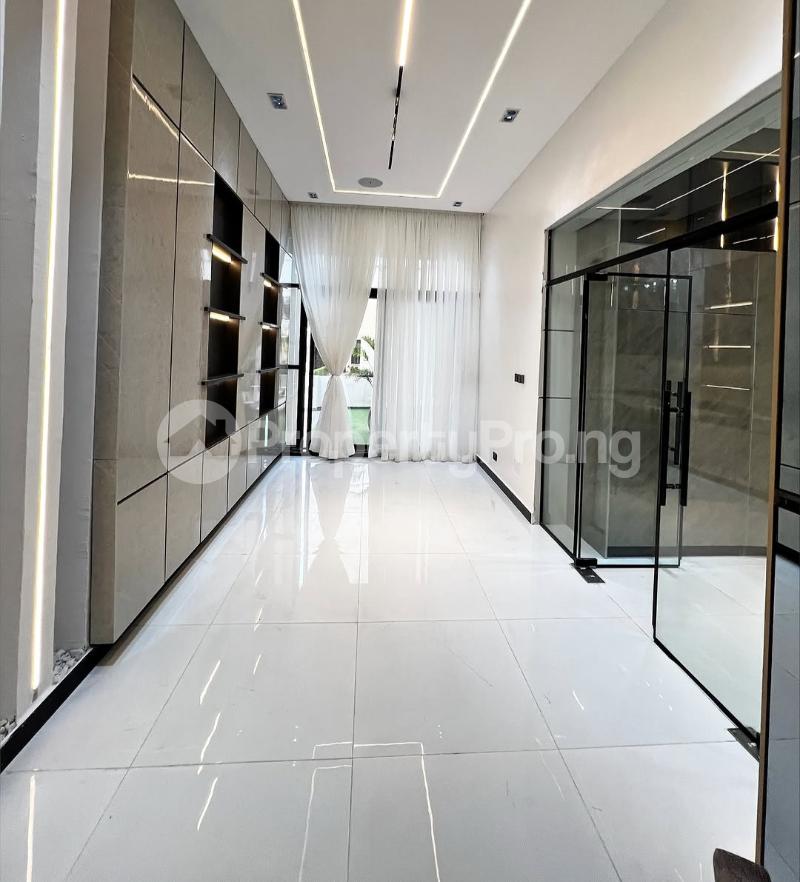 5 bedroom House for sale Chevron Toll Gate Lekki Lagos