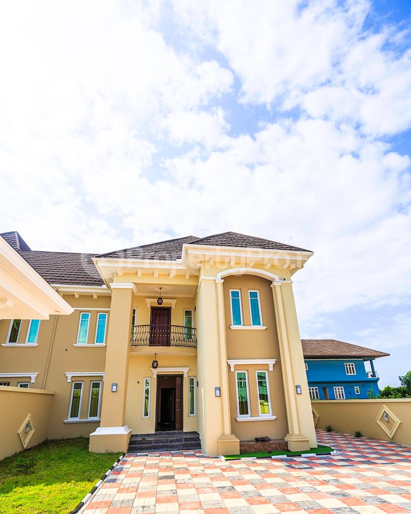 5 bedroom Detached Duplex House for sale Pinnock Beach Estate Osapa