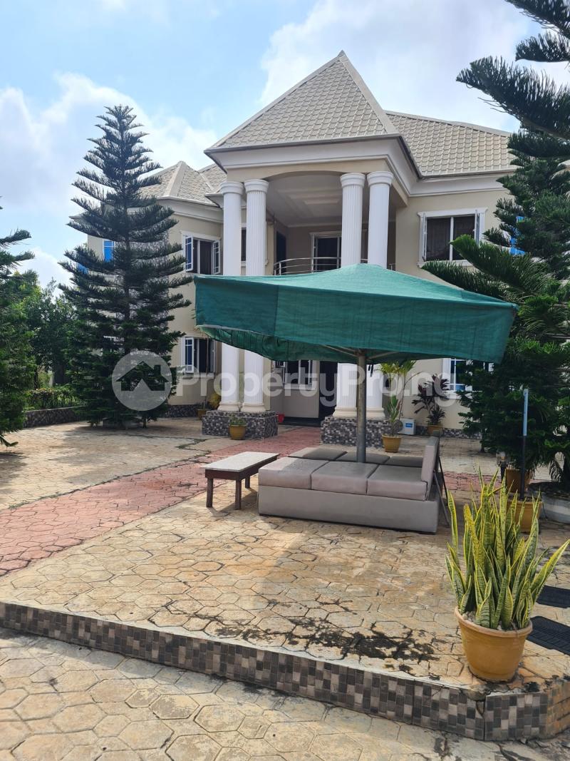 5 bedroom House for sale No 7. Prince Y Ajao Cresent Bitemore Adetokun Ologuneru Ibadan north west Ibadan Oyo - 0