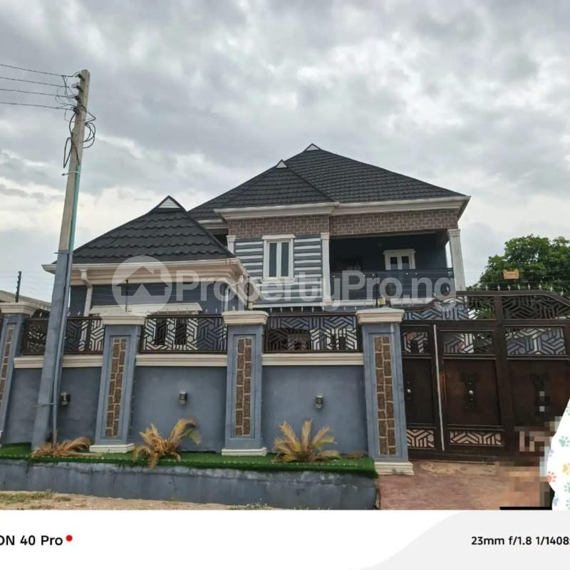 6 bedroom House for sale Onimaba Estate, Off Ikotun Igando Road Ikotun Ikotun/Igando Lagos