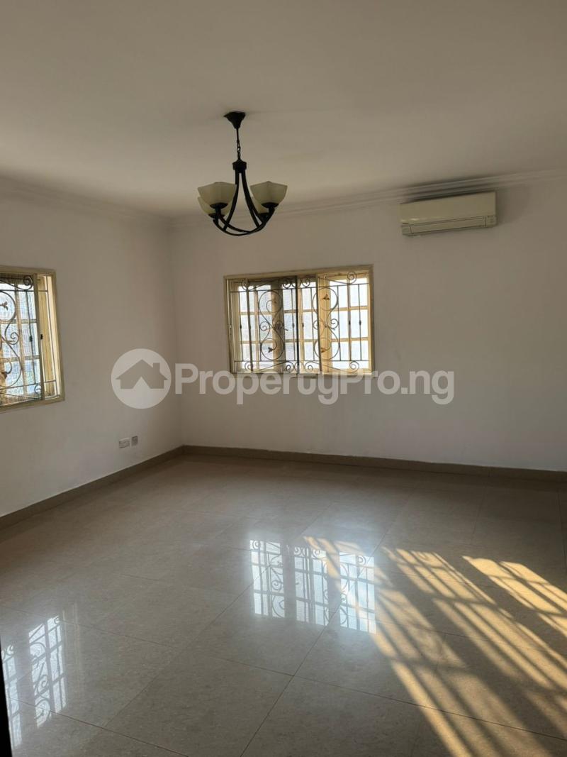 7 bedroom House for rent Ikoyi Lagos
