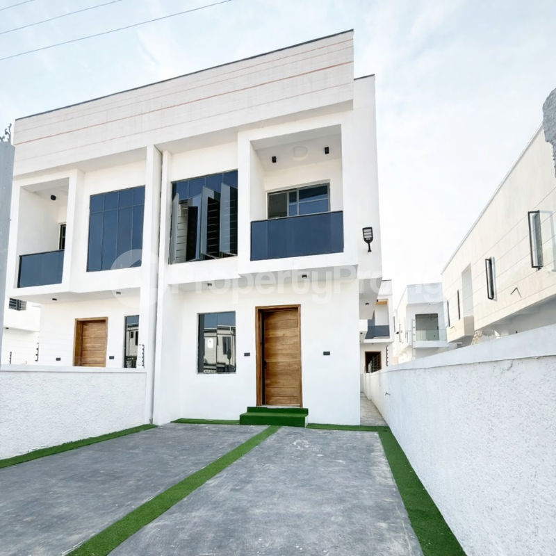 4 bedroom House for sale Ikota Lekki Lagos