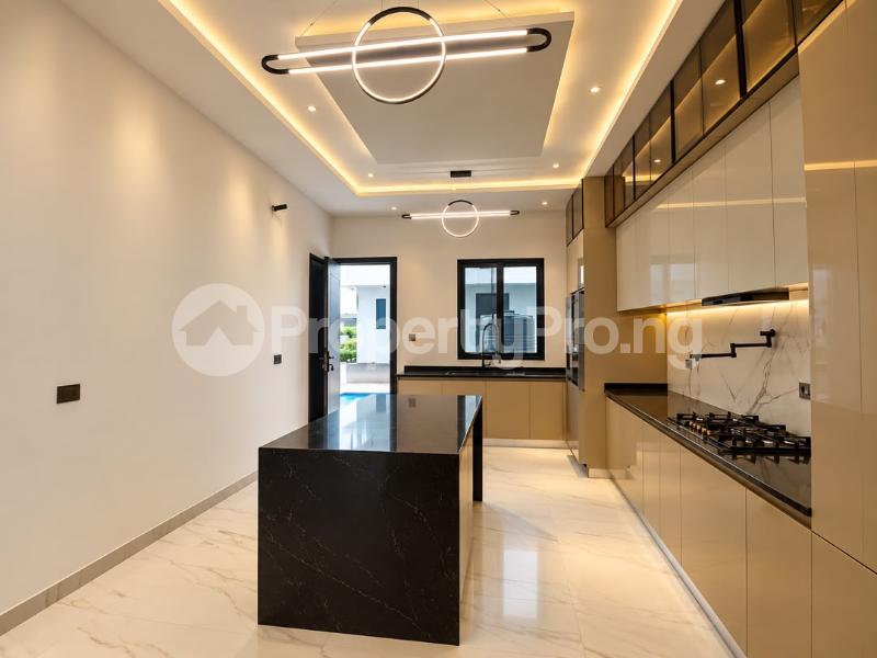 4 bedroom House for sale Cowrie Creek Estate, Ikate Lekki Lagos State. Ikate Lekki Lagos