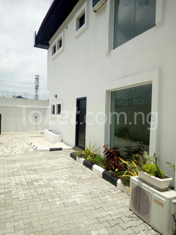 1 bedroom Commercial Property for rent   Lekki Phase 1 Lekki Lagos