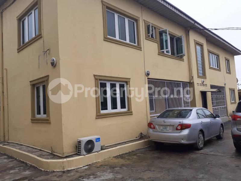 3 Bedroom House in Obanikoro Shomolu Lagos House for rent in shomolu