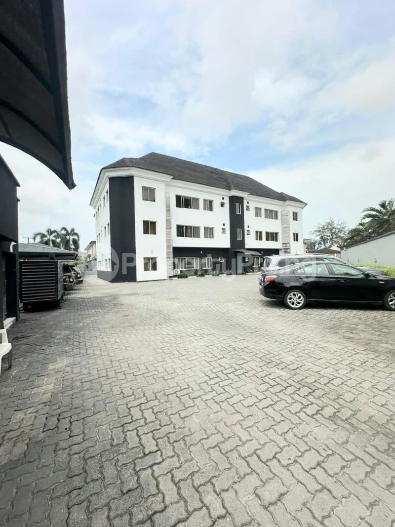 3 bedroom Flat / Apartment for rent Lekki Phase 1 Lekki Lagos