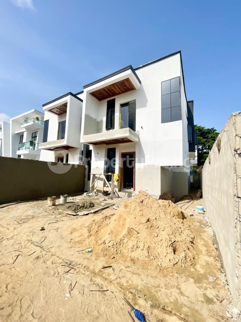4 bedroom House for sale Chevron Lekki Lagos
