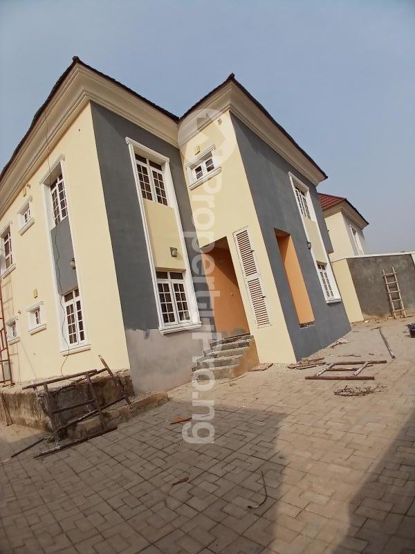 5 bedroom House for rent Guzape Abuja