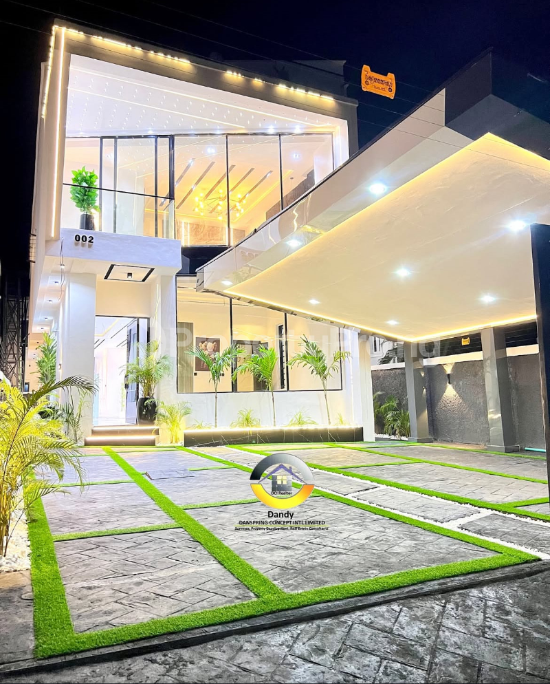 5 bedroom House for sale Lekki Lagos