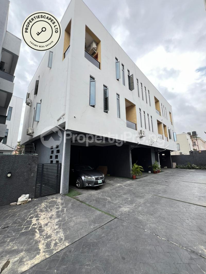 4 bedroom House for sale Osapa London Lekki Lagos