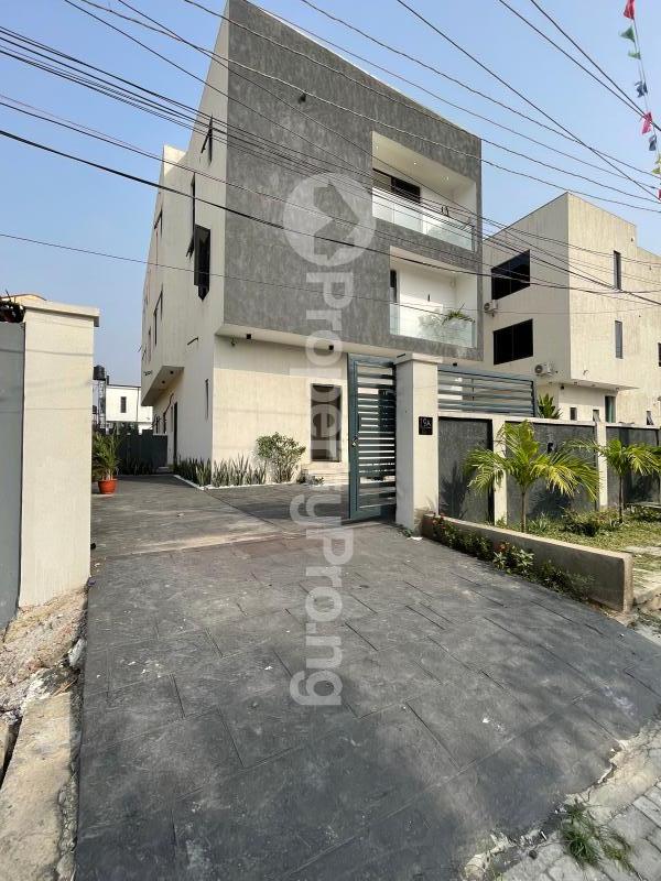 5 bedroom House for rent Idado Lekki Lagos