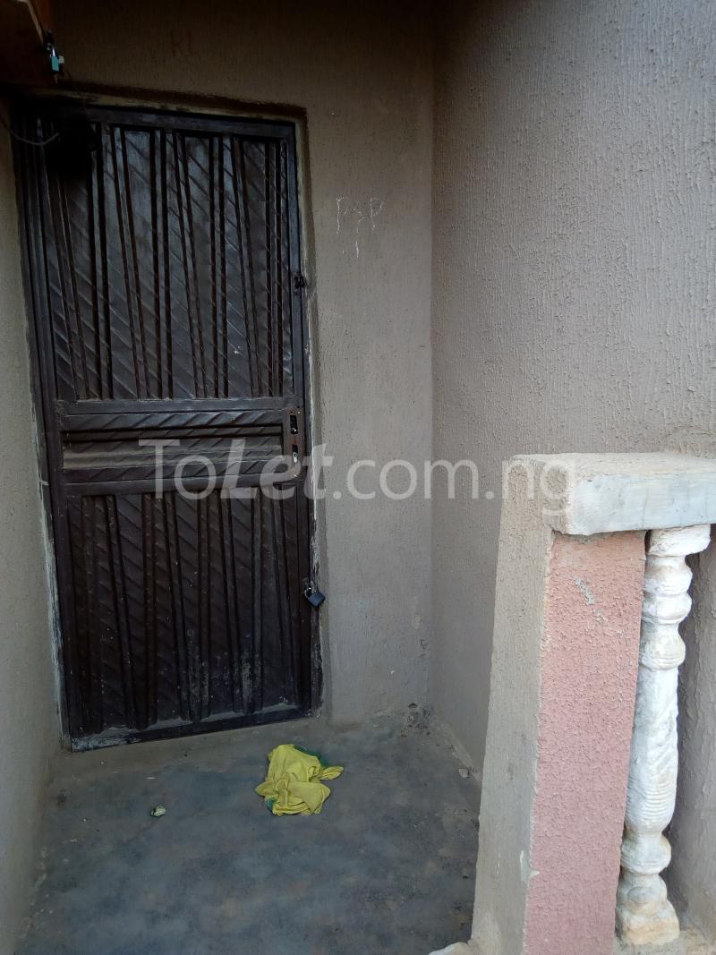 1 bedroom Flat / Apartment for rent   Ikorodu Ikorodu Lagos