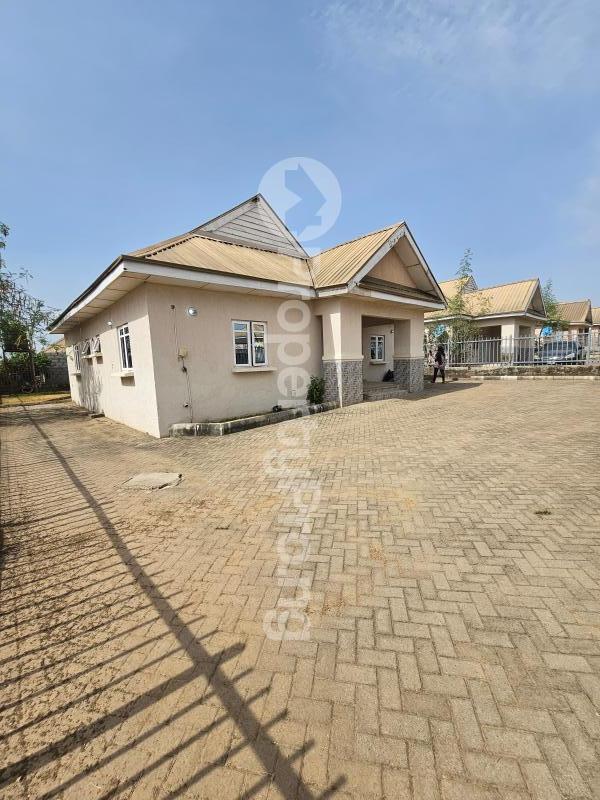 3 bedroom House for rent Von Garden Estate, Lugbe Abuja