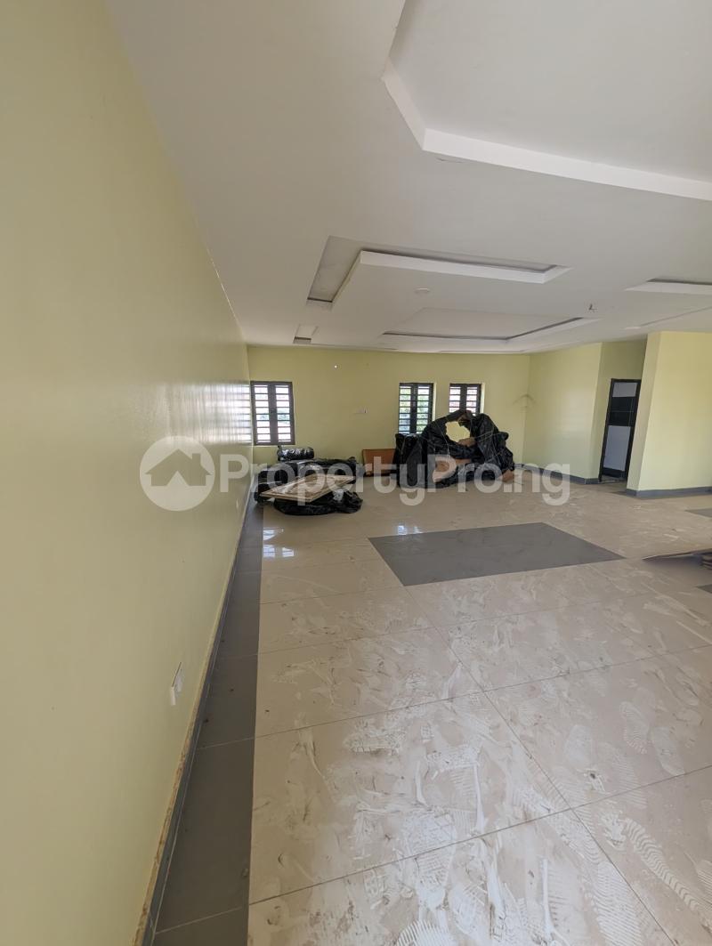 Commercial Property for rent Main Akala Express Ibadan Oyo