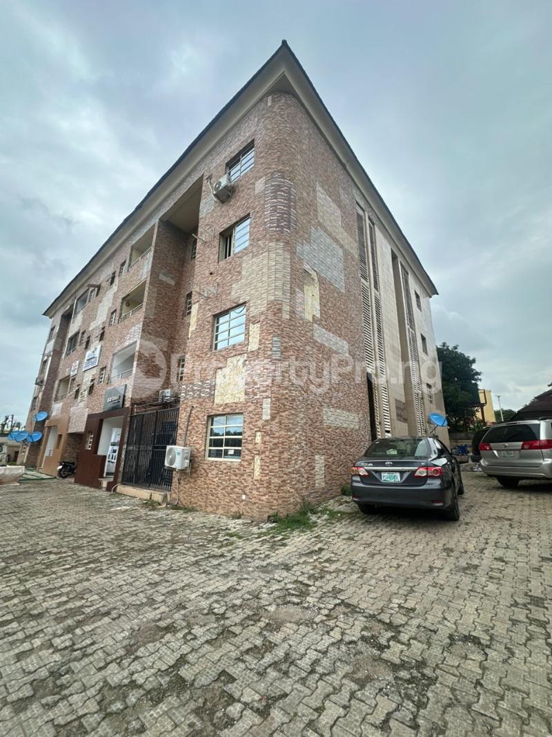 10 bedroom Flat / Apartment for sale Wuse 1 Abuja