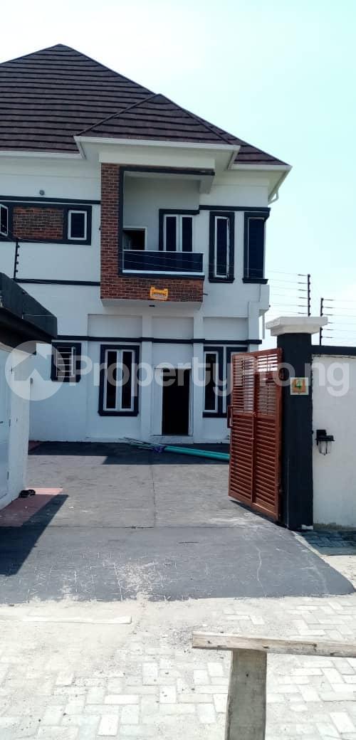 4 bedroom House for sale 2nd Toll Lekki Phase 2 Lekki Lagos