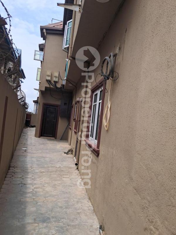 1 bedroom Flat / Apartment for rent Iyano Oworo Oworonshoki Gbagada Lagos - 0