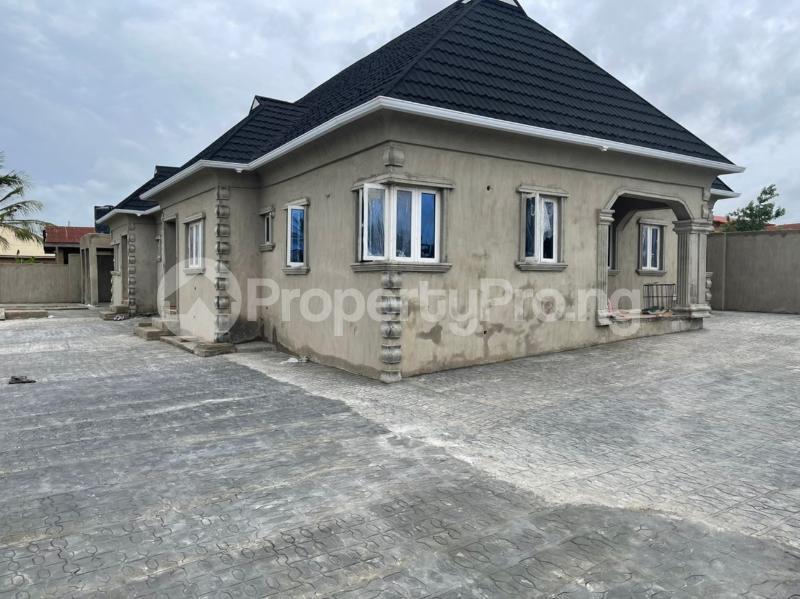 House for sale Jankata Mini Estate Akala Express Oluyole Extension Rehoboth Ibadan Akala Express Ibadan Oyo - 0