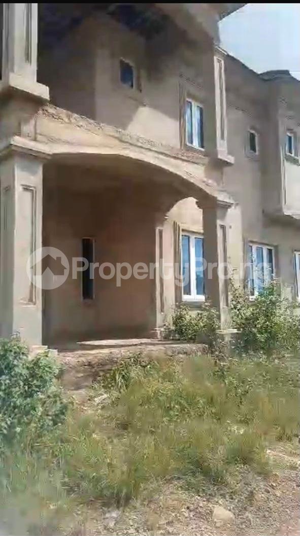 6 bedroom House for sale Temidire Estate,ologuneru Ibadan Oyo