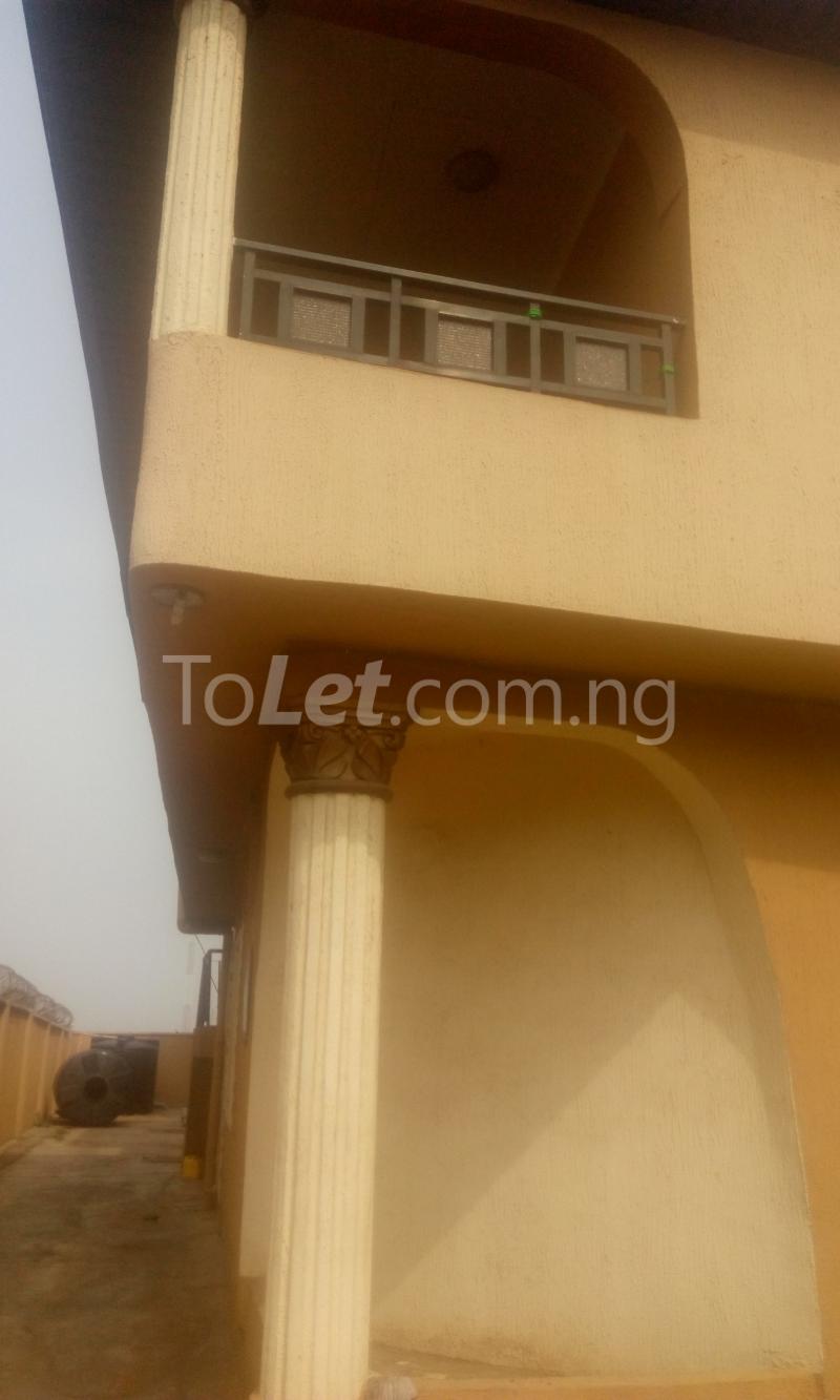 2 bedroom Flat / Apartment for rent Ifeanyi Nbah Street, Omole phase 2 Ojodu Lagos