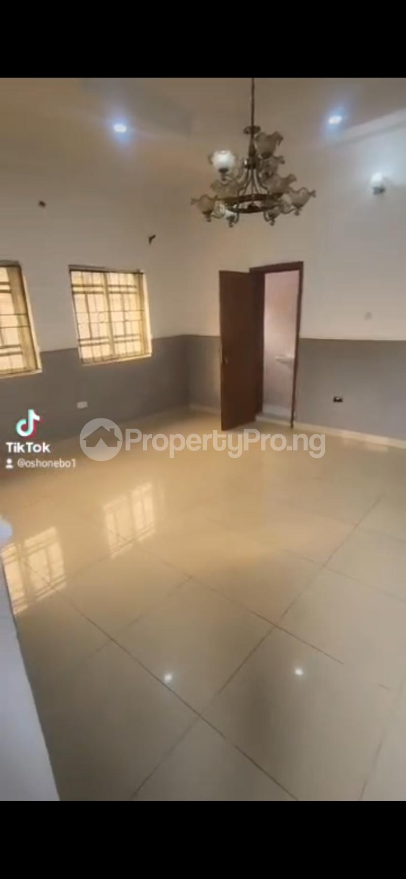 2 bedroom Flat / Apartment for rent Marshy Hills Estate (akins) Ado Road Ajah Lagos