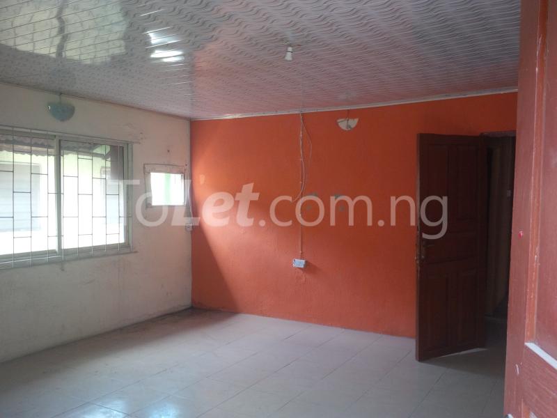 3 bedroom Flat / Apartment for rent Community Akoka Yaba Lagos