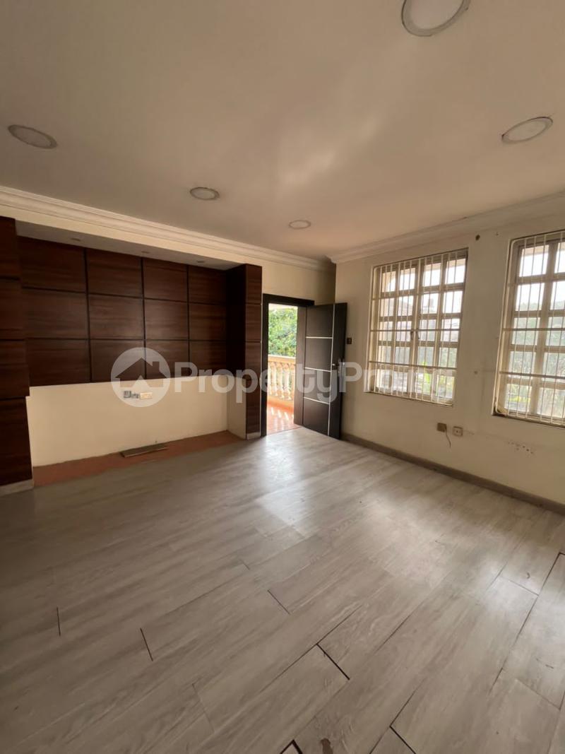 3 bedroom Flat / Apartment for sale Old Ikoyi Ikoyi Lagos
