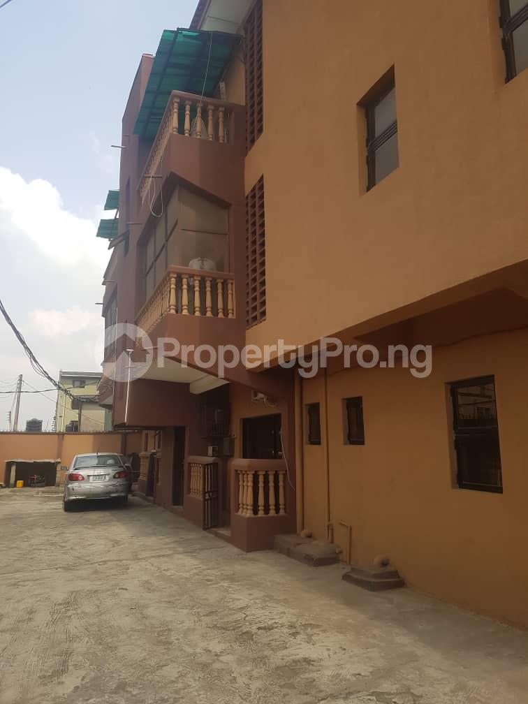 3 bedroom Flat / Apartment for rent Ifako-gbagada Gbagada Lagos