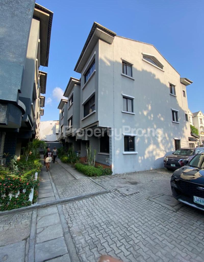 4 bedroom House for rent Victoria Island Lagos