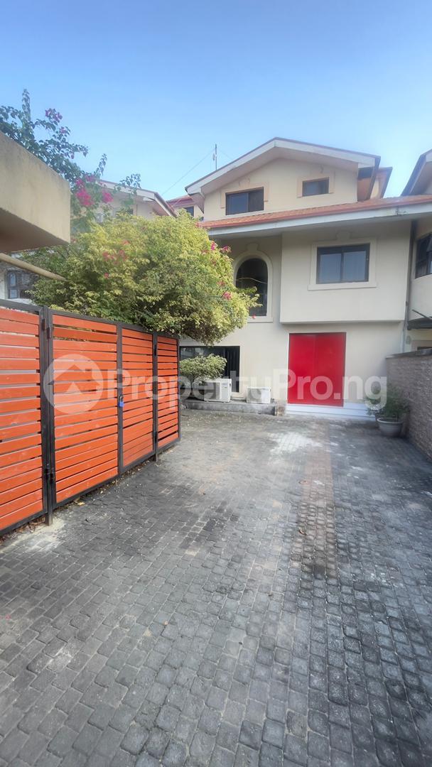 4 bedroom House for sale Osborne Foreshore Estate Ikoyi Lagos