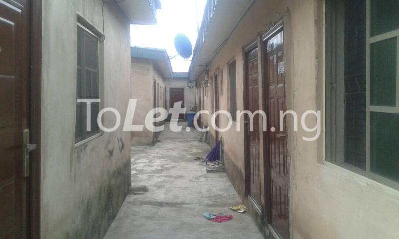 Flat / Apartment for rent Fatai Kadiri Fola Agoro Yaba Lagos
